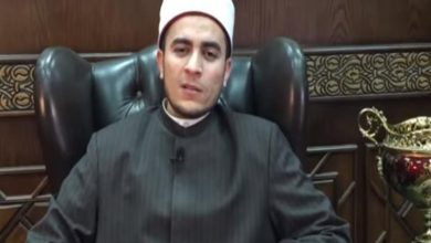 "الميدالية بها قرآن.. هل يجوز دخول الحمام بها؟".. تعرف على رد أمين الفتوى