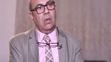 "ناس بتدور على النكد".. مبروك عطية يرد على سؤال حول علامات الساعة