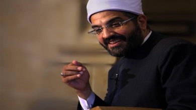 عمرو الورداني يوضح عواقب الاطلاع على عورات الناس وأسرارهم.. أخطرها: "هيهون عليك سرك"