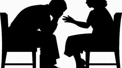 زوجي مريض بالشك وسوء الظن ويفسد حياتنا أعمل إيه؟.. وهكذا رد الشيخ أبوبكر