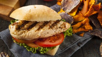 ساندويش دجاج مشوي صحي