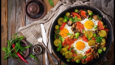 بيض عيون بالخضار