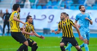 الاتحاد يفوز على الباطن 2-1 ويخطف وصافة الدوري السعودي بمشاركة حجازي وحامد