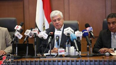 وزير التعليم العالى يشارك فى جلسة الحوار الاقتصادى عن تمكين المواطن المصرى