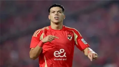 بصورة تجمعهما.. إمام عاشور يهنئ مروان عطية