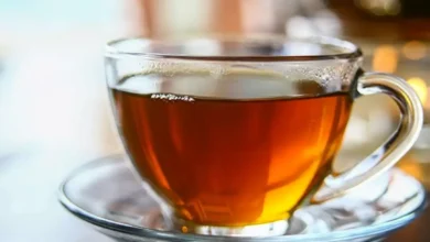 ما أضرار الإفراط في إضافة السكر إلى الشاي؟