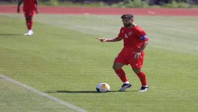 "مرتديا شارة القيادة".. سام مرسي يظهر للمرة الأولى بقميص الكويت الكويت