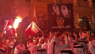 جماهير قطر والإمارات يشعلان الأجواء قبل المباراة الحاسمة لمونديال 2026