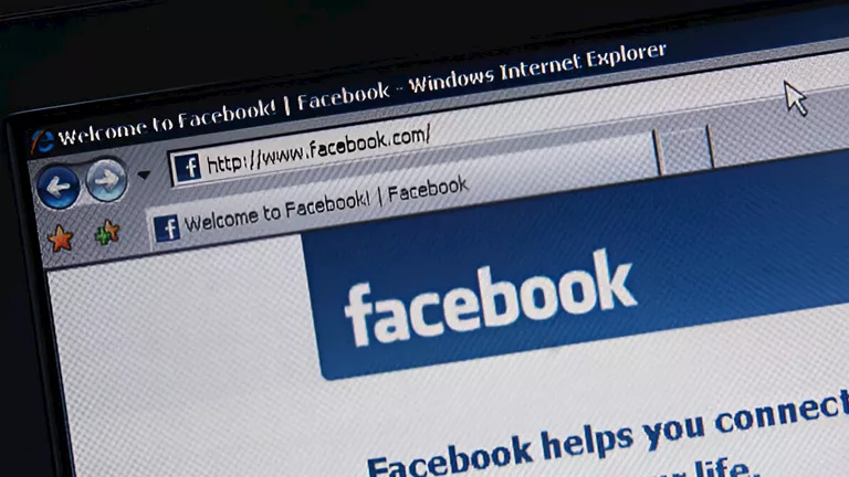 تحذير عاجل لمستخدمي فيسبوك من موجة تخترق الحسابات.. ما القصة؟