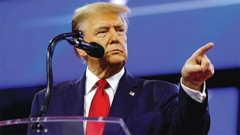 ترامب يُخطط للتفاوض مع مادورو رغم تصنيف واشنطن له كرئيس لمنظمة إرهابية