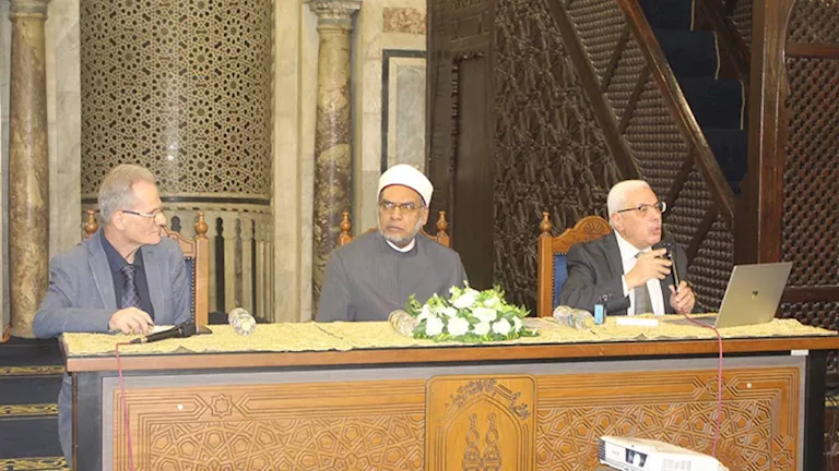 ملتقى أزهري يكشف أسرار دقة الوصف القرآني في دورة الماء وتصريف الرياح