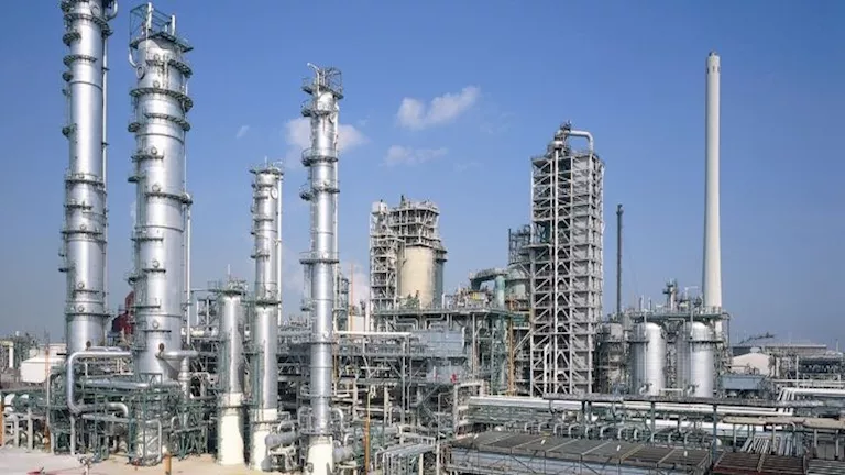 البترول: طفرة في التكرير خلال 2025 لتقليص حجم الواردات