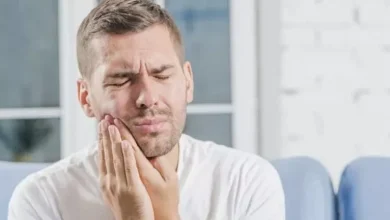 طرق منزلية فعالة لعلاج حساسية الأسنان