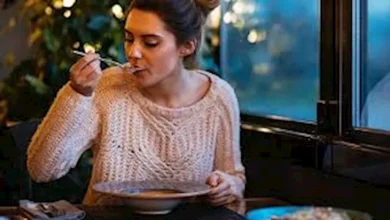 دليلك الغذائي لفصل الشتاء.. أطعمة تدفئ الجسم وتحميه