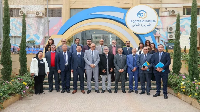 بروتوكول بين البريد ومعاهد الجزيرة العليا بالمقطم لتقديم الخدمات البري