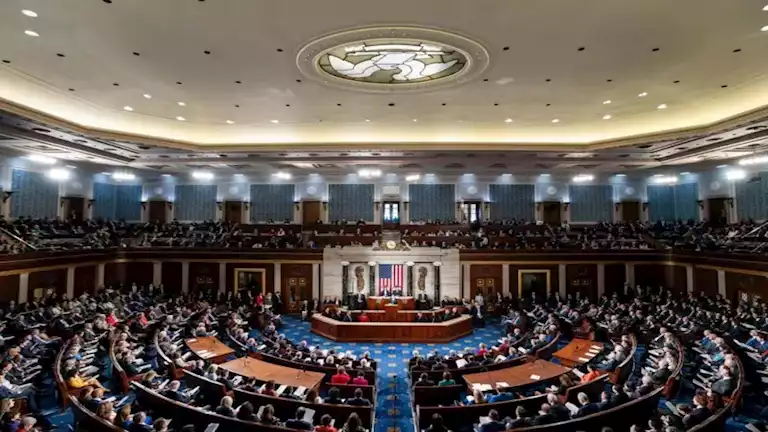 تراشق بالألفاظ ومشادات.. جلسة استماع في مجلس النواب الأمريكي حول اقتصا