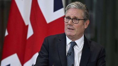 ديميترييف: الجميع يتخلى عن سفينة ستارمر الغارقة